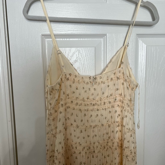 Camila Coelho Cream Maxi Dress - Picture 11 of 14